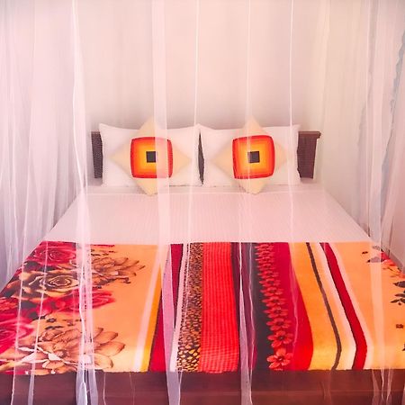 Senehas Homestay Ела Екстериор снимка