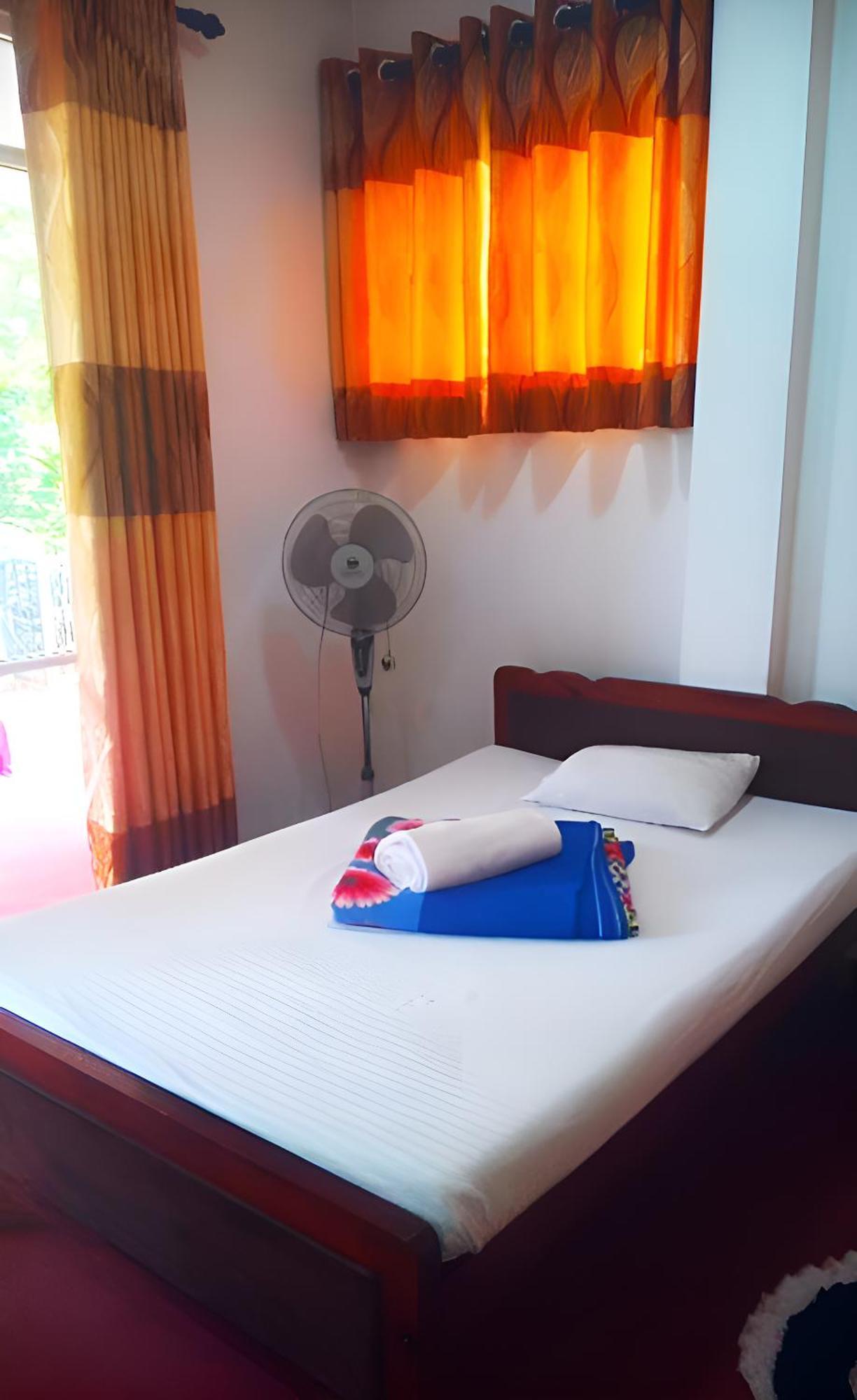 Senehas Homestay Ела Екстериор снимка