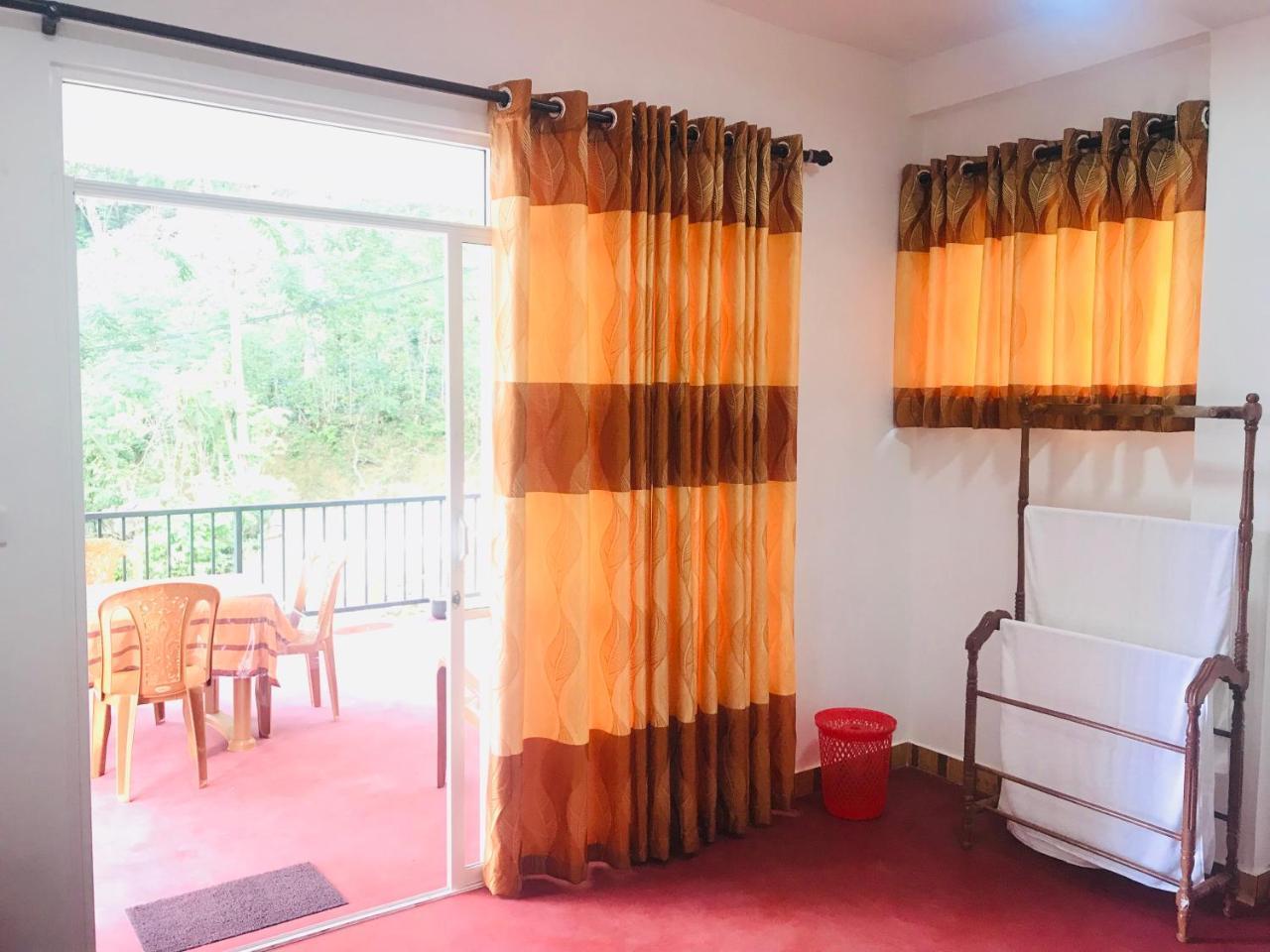 Senehas Homestay Ела Екстериор снимка