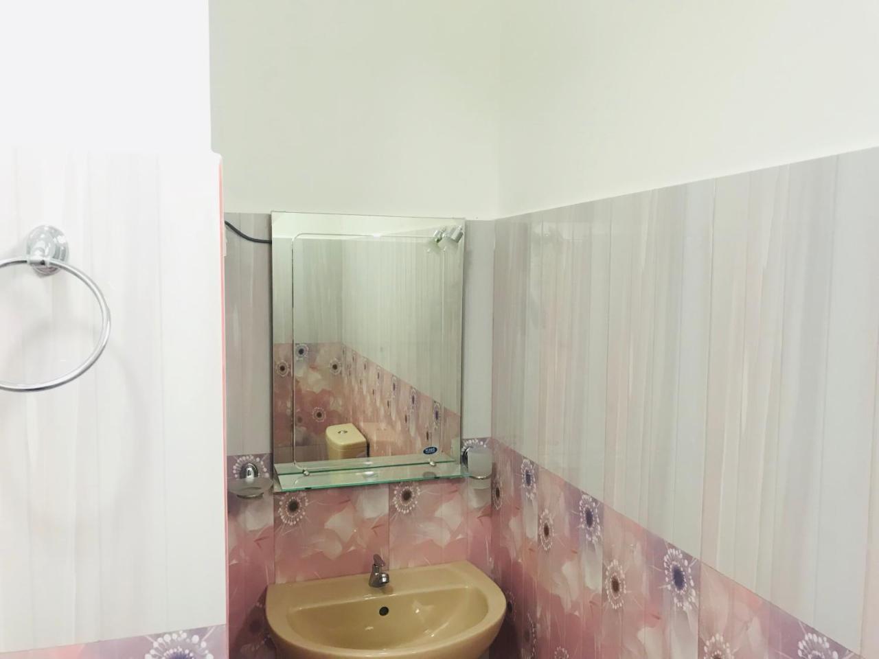 Senehas Homestay Ела Екстериор снимка